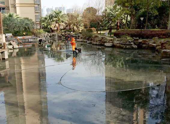 禄劝景观池淤泥清理